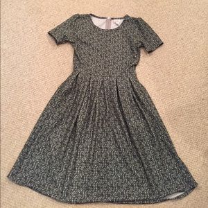 ⚡️PRICE DROP⚡️ Lularoe Amelia Dress